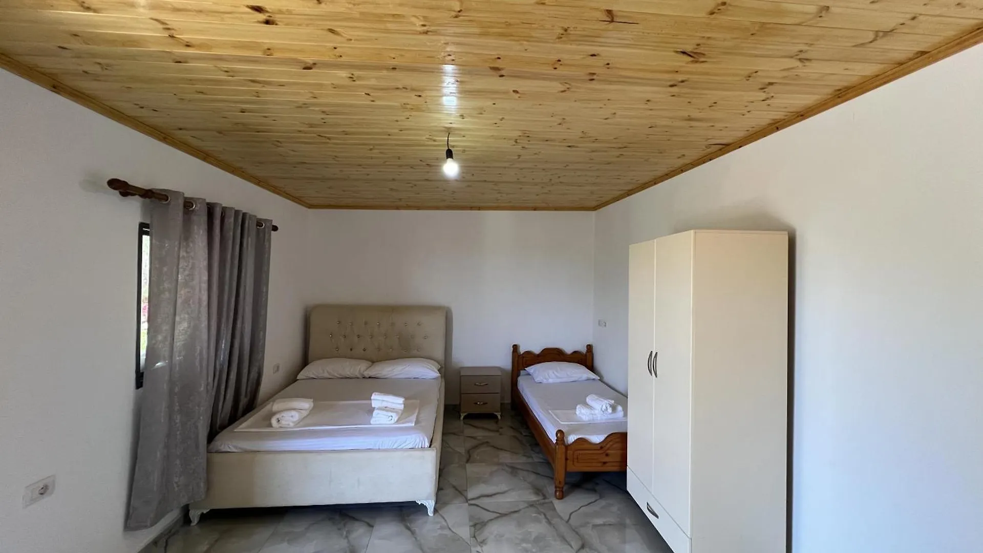 Oni Apartments Ksamil